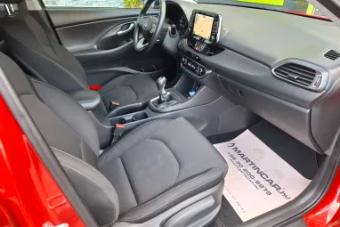 HYUNDAI I30 1.0 T-GDi Travel Plus Prémium +Engine Red +Igényes állapot +Magas Felszereltség +2X-s GARANCIA !!