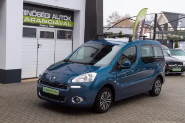 PEUGEOT PARTNER Tepee 1.6 HDi Active e Sport +Kyanos Blue +Cobalt enteriör +Igényes állapot +2X-s GARANCIA !!