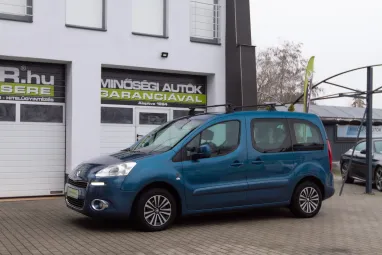 PEUGEOT PARTNER Tepee 1.6 HDi Active e Sport +Kyanos Blue +Cobalt enteriör +Igényes állapot +2X-s GARANCIA !!