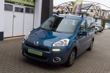 PEUGEOT PARTNER Tepee 1.6 HDi Active e Sport +Kyanos Blue +Cobalt enteriör +Igényes állapot +2X-s GARANCIA !!