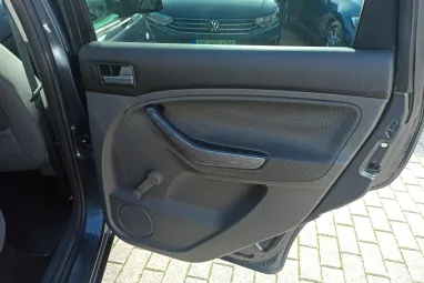 FORD C-MAX 1.6 TDCi Fresh ECOSPORT Plus SEA GRAY +Friss műszaki +Igényes állapot +2X-s GARANCIA !!