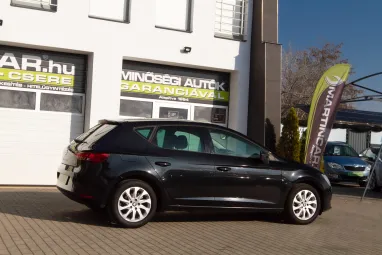 SEAT LEON 1.6 CR TDI Style SPORT Edition +Phantom BLACK +Végig vezetett szervízkönyv +2X-s GARANCIA !!
