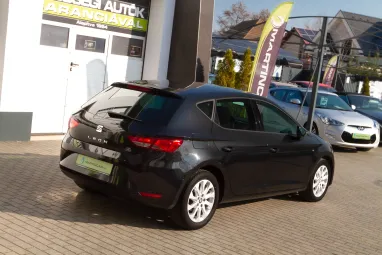 SEAT LEON 1.6 CR TDI Style SPORT Edition +Phantom BLACK +Végig vezetett szervízkönyv +2X-s GARANCIA !!