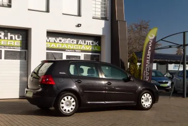 VOLKSWAGEN GOLF V 1.9 PD TDI Sportline GOAL Black Magic Metallic +Első Tulajdonostól +2X-s GARANCIA !!