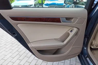 AUDI A4 Avant 2.0 TDI DPF Multitronic Meteor Grey Metallic +Cardamon Beige enteriör +Vezérlés csere +2X-s GARANCIA !!