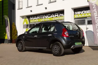 DACIA SANDERO 1.6 Stepway Grey Comet Metallic +1.Tulajdonos +Friss Műszaki +Keveset futott +2X-s GARANCIA !!