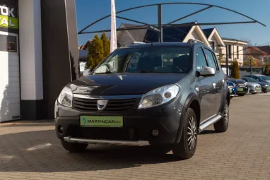 DACIA SANDERO 1.6 Stepway Grey Comet Metallic +1.Tulajdonos +Friss Műszaki +Keveset futott +2X-s GARANCIA !!