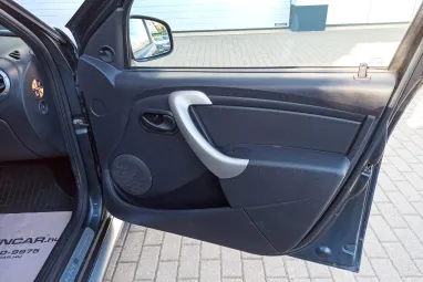 DACIA SANDERO 1.6 Stepway Grey Comet Metallic +1.Tulajdonos +Friss Műszaki +Keveset futott +2X-s GARANCIA !!