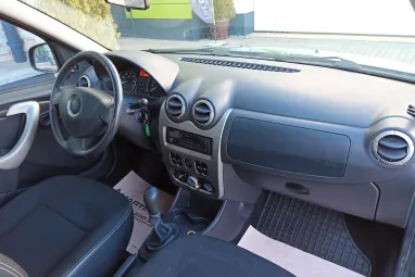 DACIA SANDERO 1.6 Stepway Grey Comet Metallic +1.Tulajdonos +Friss Műszaki +Keveset futott +2X-s GARANCIA !!