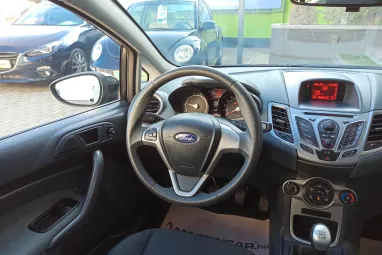 FORD FIESTA 1.25 Trend Black Metallic +1.Tulajdonos +Friss Műszaki +Keveset futott +2X-s GARANCIA !!
