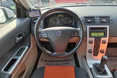 VOLVO C30 1.6 D [D2] R-Design SPORT DRIVe Ice White +Orange Flame +Full Szervízkönyv +2X-s GARANCIA !!