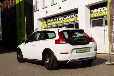 VOLVO C30 1.6 D [D2] R-Design SPORT DRIVe Ice White +Orange Flame +Full Szervízkönyv +2X-s GARANCIA !!