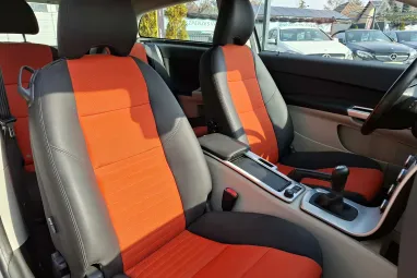 VOLVO C30 1.6 D [D2] R-Design SPORT DRIVe Ice White +Orange Flame +Full Szervízkönyv +2X-s GARANCIA !!