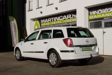 OPEL ASTRA H Caravan 1.6 Essentia Eredeti Magyar Autó +Igényes állapot +2X-s GARANCIA !!