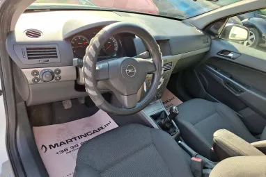 OPEL ASTRA H Caravan 1.6 Essentia Eredeti Magyar Autó +Igényes állapot +2X-s GARANCIA !!