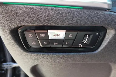 BMW 330i M Sport (Automata) Black Sapphire +Max Felszerelt +Full Szervizelt +2X-s GARANCIA !!