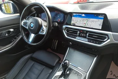 BMW 330i M Sport (Automata) Black Sapphire +Max Felszerelt +Full Szervizelt +2X-s GARANCIA !!