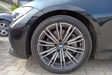 BMW 330i M Sport (Automata) Black Sapphire +Max Felszerelt +Full Szervizelt +2X-s GARANCIA !!