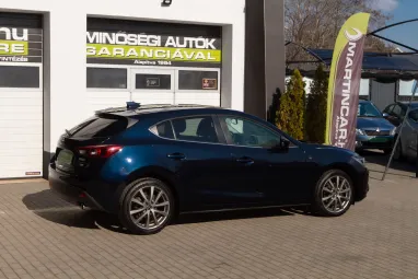 MAZDA 3 Sport 2.2 D Revolution Top Deep Crystal Blue +Gazdagon felszerelt +Friss Szervíz +2X-s GARANCIA !!