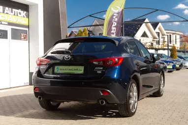 MAZDA 3 Sport 2.2 D Revolution Top Deep Crystal Blue +Gazdagon felszerelt +Friss Szervíz +2X-s GARANCIA !!