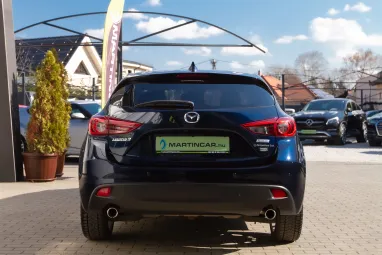 MAZDA 3 Sport 2.2 D Revolution Top Deep Crystal Blue +Gazdagon felszerelt +Friss Szervíz +2X-s GARANCIA !!