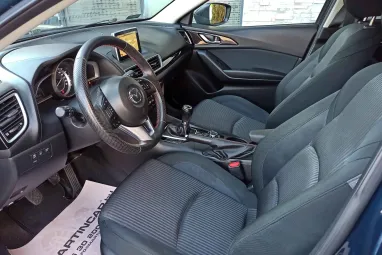 MAZDA 3 Sport 2.2 D Revolution Top Deep Crystal Blue +Gazdagon felszerelt +Friss Szervíz +2X-s GARANCIA !!