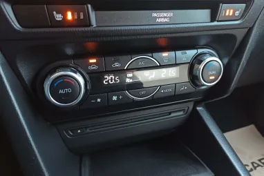 MAZDA 3 Sport 2.2 D Revolution Top Deep Crystal Blue +Gazdagon felszerelt +Friss Szervíz +2X-s GARANCIA !!