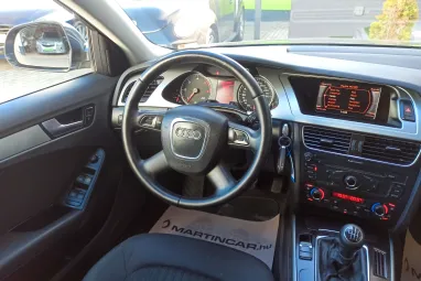 AUDI A4 Avant 2.0 TDI DPF Lava Gray +Első Tulajdonostól +Vonóhorog +2X-s GARANCIA !!