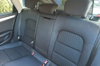 AUDI A4 Avant 2.0 TDI DPF Lava Gray +Első Tulajdonostól +Vonóhorog +2X-s GARANCIA !!