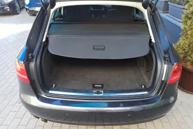 AUDI A4 Avant 2.0 TDI DPF Lava Gray +Első Tulajdonostól +Vonóhorog +2X-s GARANCIA !!