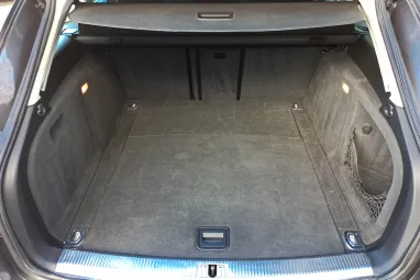 AUDI A4 Avant 2.0 TDI DPF Lava Gray +Első Tulajdonostól +Vonóhorog +2X-s GARANCIA !!