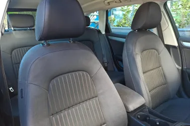 AUDI A4 Avant 2.0 TDI DPF Lava Gray +Első Tulajdonostól +Vonóhorog +2X-s GARANCIA !!