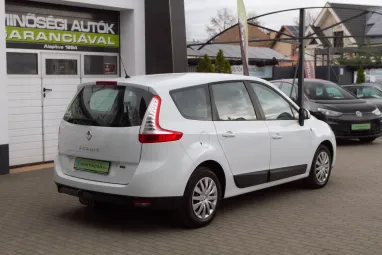 RENAULT GRAND SCENIC Scénic 1.6 16V Dynamique Glacier White +1.Tulajdonos +Friss Műszaki +Vezérlés csere +2X-s GARANCIA !!