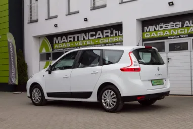 RENAULT GRAND SCENIC Scénic 1.6 16V Dynamique Glacier White +1.Tulajdonos +Friss Műszaki +Vezérlés csere +2X-s GARANCIA !!