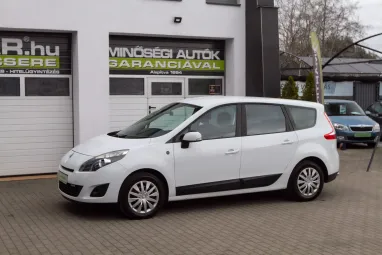 RENAULT GRAND SCENIC Scénic 1.6 16V Dynamique Glacier White +1.Tulajdonos +Friss Műszaki +Vezérlés csere +2X-s GARANCIA !!