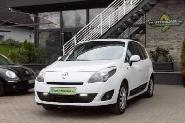 RENAULT GRAND SCENIC Scénic 1.6 16V Dynamique Glacier White +1.Tulajdonos +Friss Műszaki +Vezérlés csere +2X-s GARANCIA !!