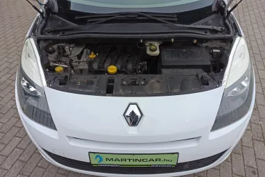 RENAULT GRAND SCENIC Scénic 1.6 16V Dynamique Glacier White +1.Tulajdonos +Friss Műszaki +Vezérlés csere +2X-s GARANCIA !!
