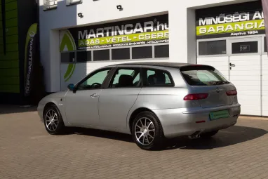 ALFA ROMEO 156 SW 1.8 T. Spark Progression Eredeti Magyar Auto + Garantált Km. +Friss Műszaki +2X-s GARANCIA !!