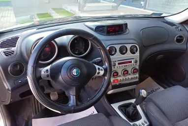 ALFA ROMEO 156 SW 1.8 T. Spark Progression Eredeti Magyar Auto + Garantált Km. +Friss Műszaki +2X-s GARANCIA !!
