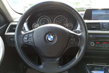 BMW 318d Touring SPORTLine Glacier Silver metalic + Gyönyörű állapot + 2X-s GARANCIA !!