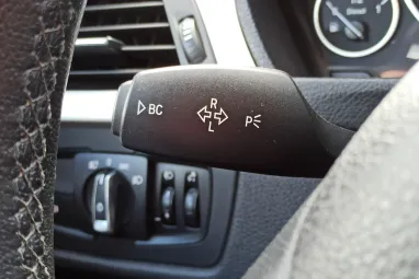 BMW 318d Touring SPORTLine Glacier Silver metalic + Gyönyörű állapot + 2X-s GARANCIA !!