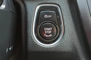 BMW 318d Touring SPORTLine Glacier Silver metalic + Gyönyörű állapot + 2X-s GARANCIA !!