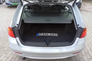 BMW 318d Touring SPORTLine Glacier Silver metalic + Gyönyörű állapot + 2X-s GARANCIA !!