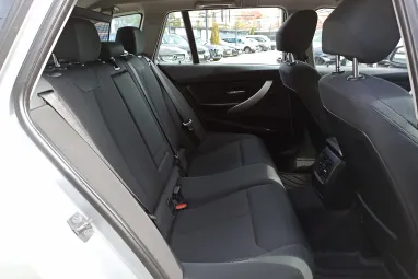 BMW 318d Touring SPORTLine Glacier Silver metalic + Gyönyörű állapot + 2X-s GARANCIA !!