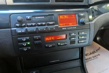 BMW 3-AS SOROZAT 320d Touring Cosmosschwarz Metallic +Sok műszaki +Igazlolt Km futás !!
