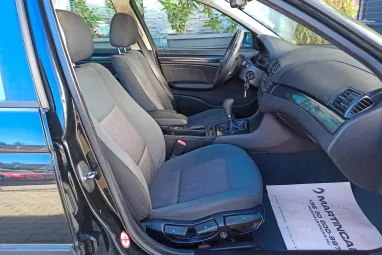 BMW 3-AS SOROZAT 320d Touring Cosmosschwarz Metallic +Sok műszaki +Igazlolt Km futás !!