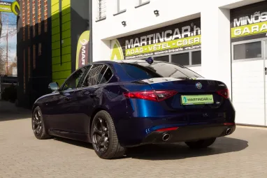 ALFA ROMEO GIULIA 2.2 D Super (Automata) Deep Blue Metallic +QV felnik +Eredeti Magyar Autó +Friss Műszaki +2X-s GARANCIA !!