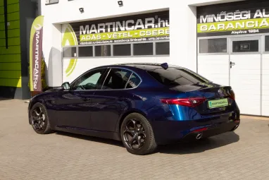 ALFA ROMEO GIULIA 2.2 D Super (Automata) Deep Blue Metallic +QV felnik +Eredeti Magyar Autó +Friss Műszaki +2X-s GARANCIA !!