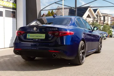 ALFA ROMEO GIULIA 2.2 D Super (Automata) Deep Blue Metallic +QV felnik +Eredeti Magyar Autó +Friss Műszaki +2X-s GARANCIA !!