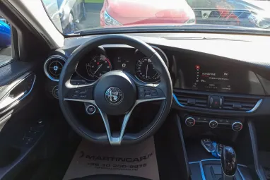 ALFA ROMEO GIULIA 2.2 D Super (Automata) Deep Blue Metallic +QV felnik +Eredeti Magyar Autó +Friss Műszaki +2X-s GARANCIA !!